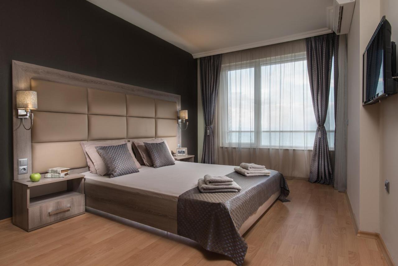 Miraggio Holiday Apartments Pomorie Esterno foto