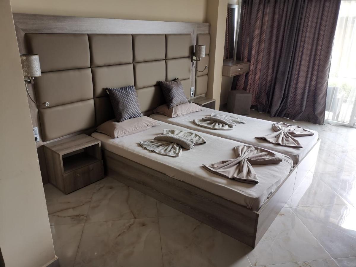 Miraggio Holiday Apartments Pomorie Esterno foto