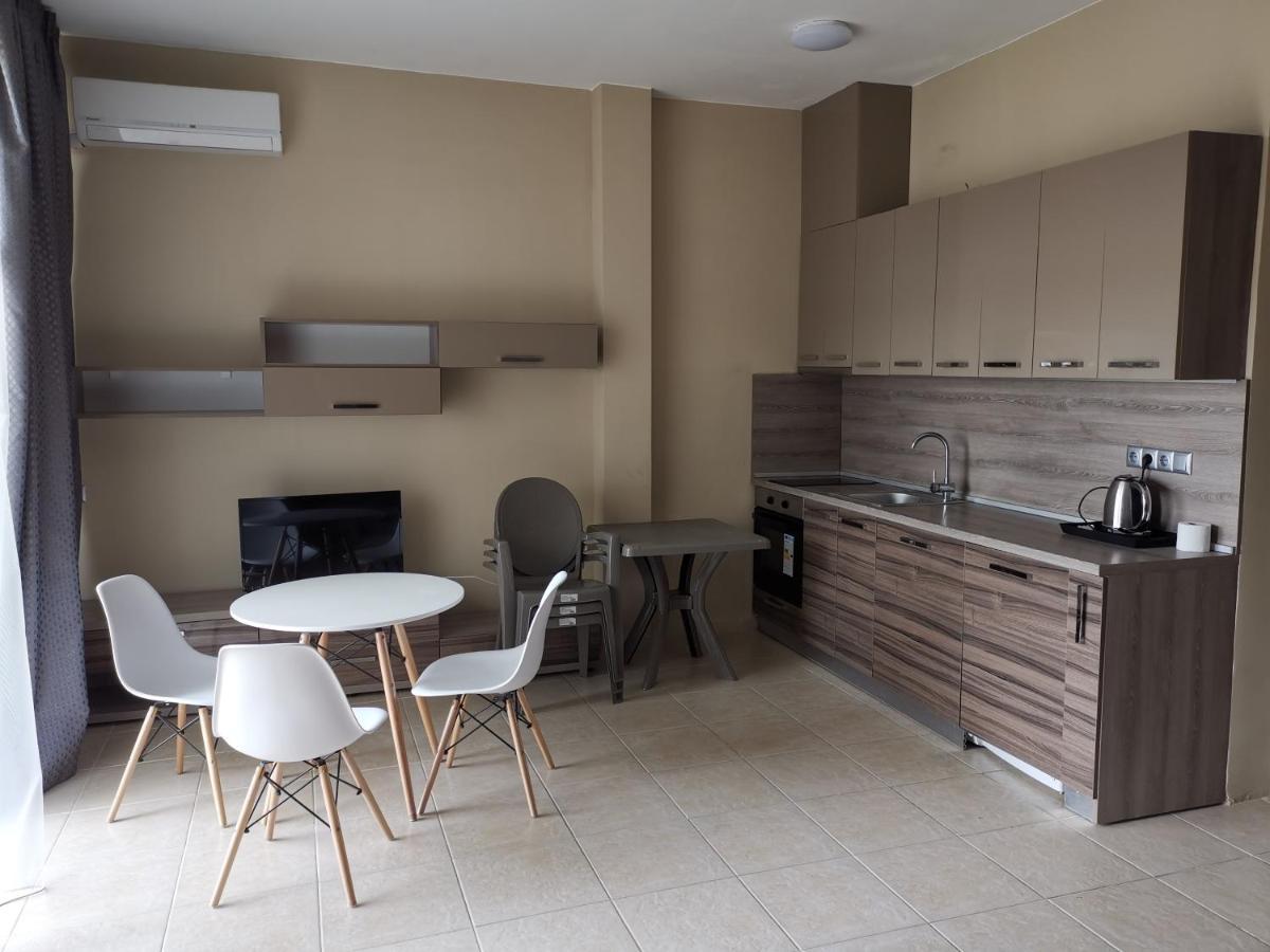 Miraggio Holiday Apartments Pomorie Esterno foto