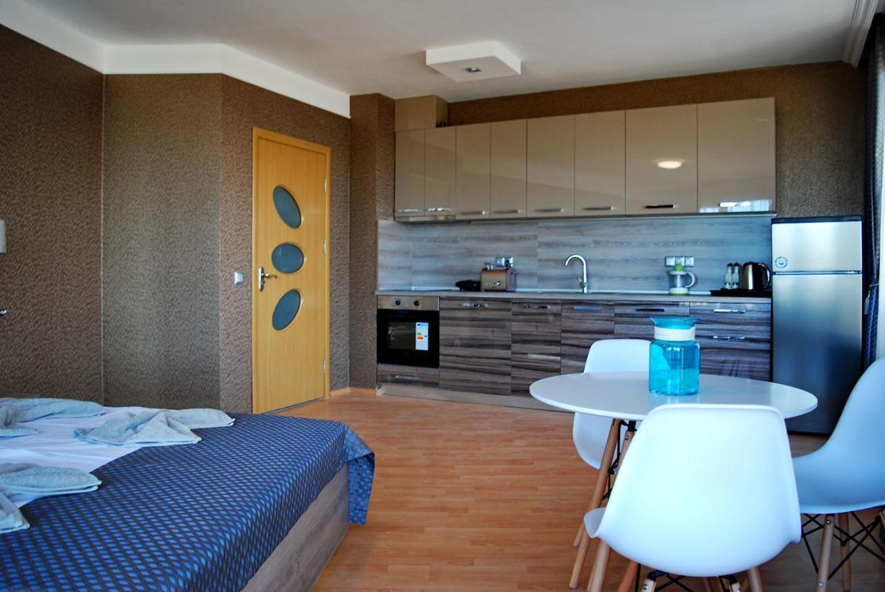 Miraggio Holiday Apartments Pomorie Esterno foto